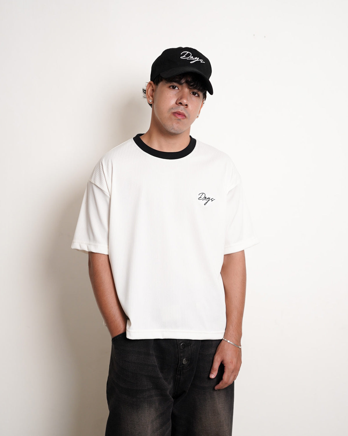 SCRIPT KNITTED SHIRT