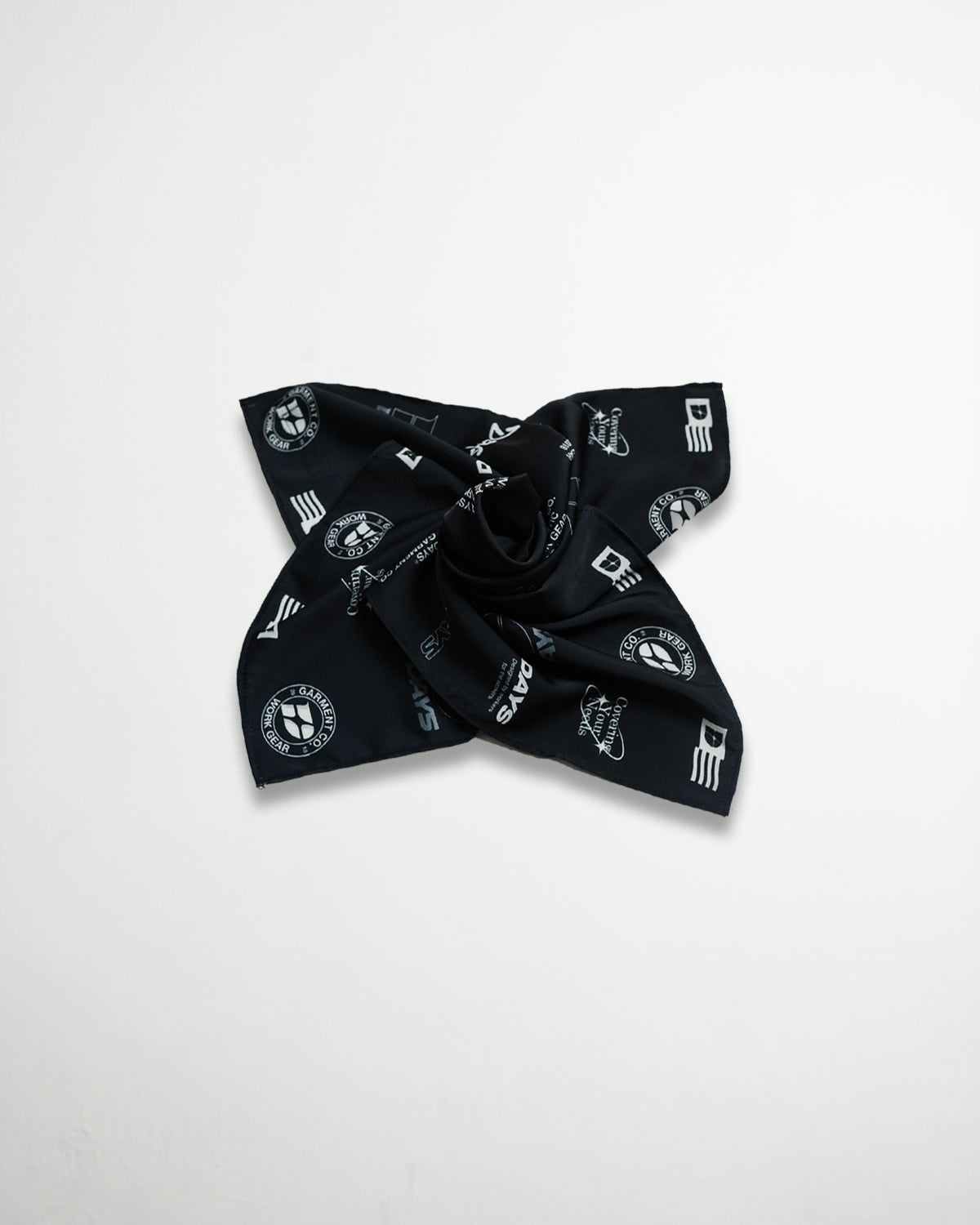 COLLECTIVE BANDANA