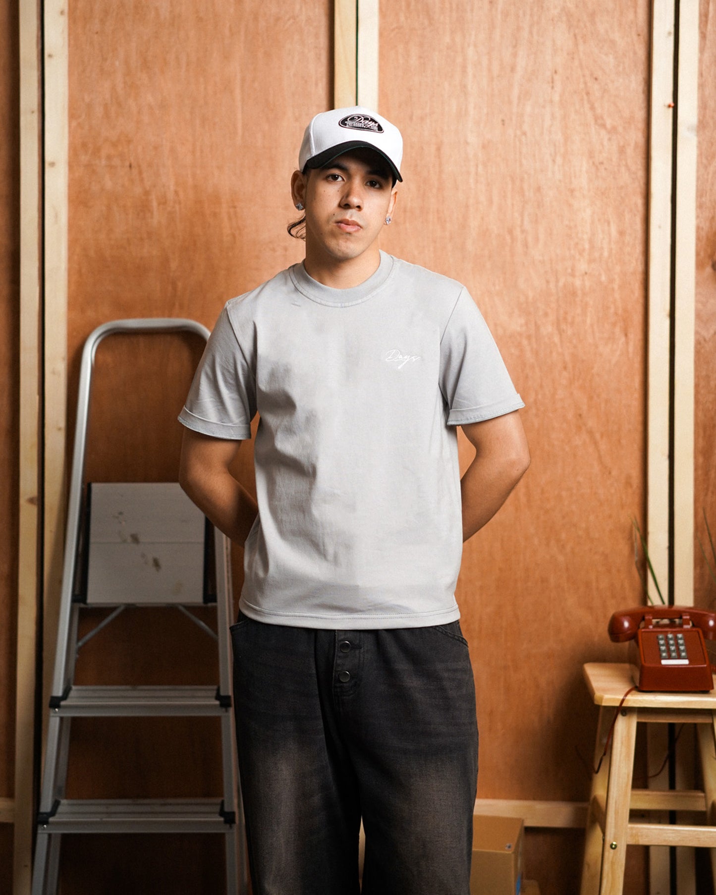 SCRIPT REGULAR FIT SHIRT