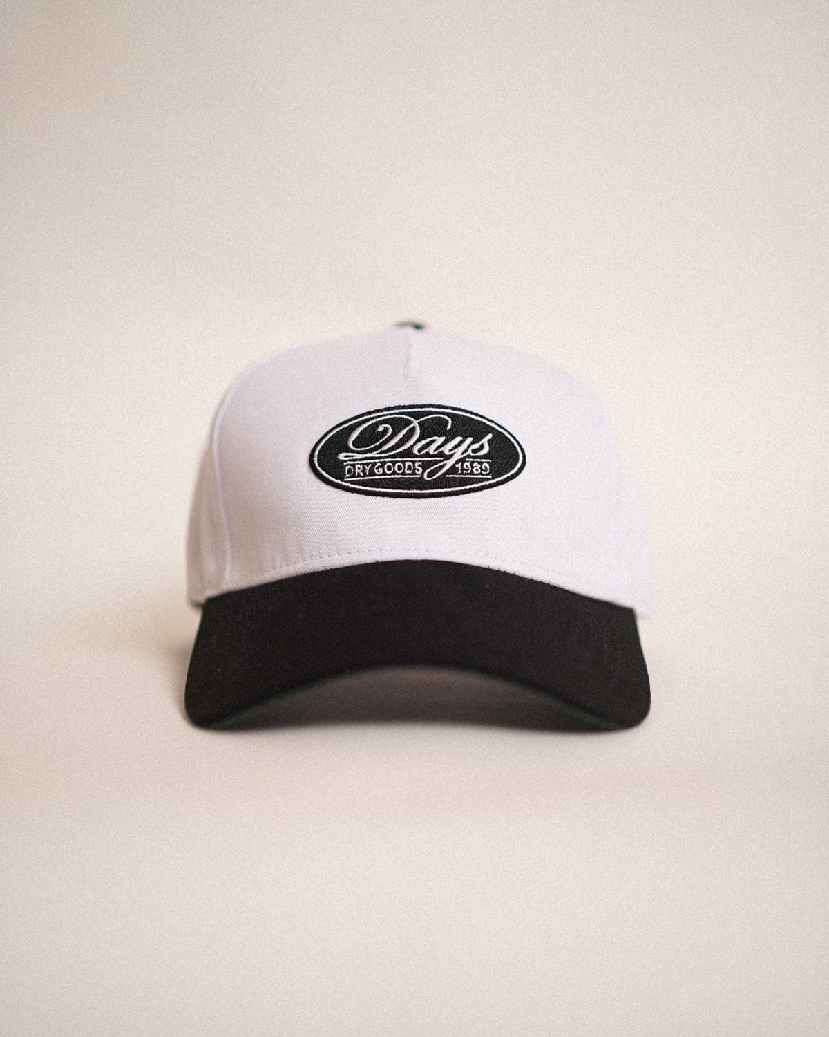 VINTAGE 5-PANEL STRUCTURED CAP