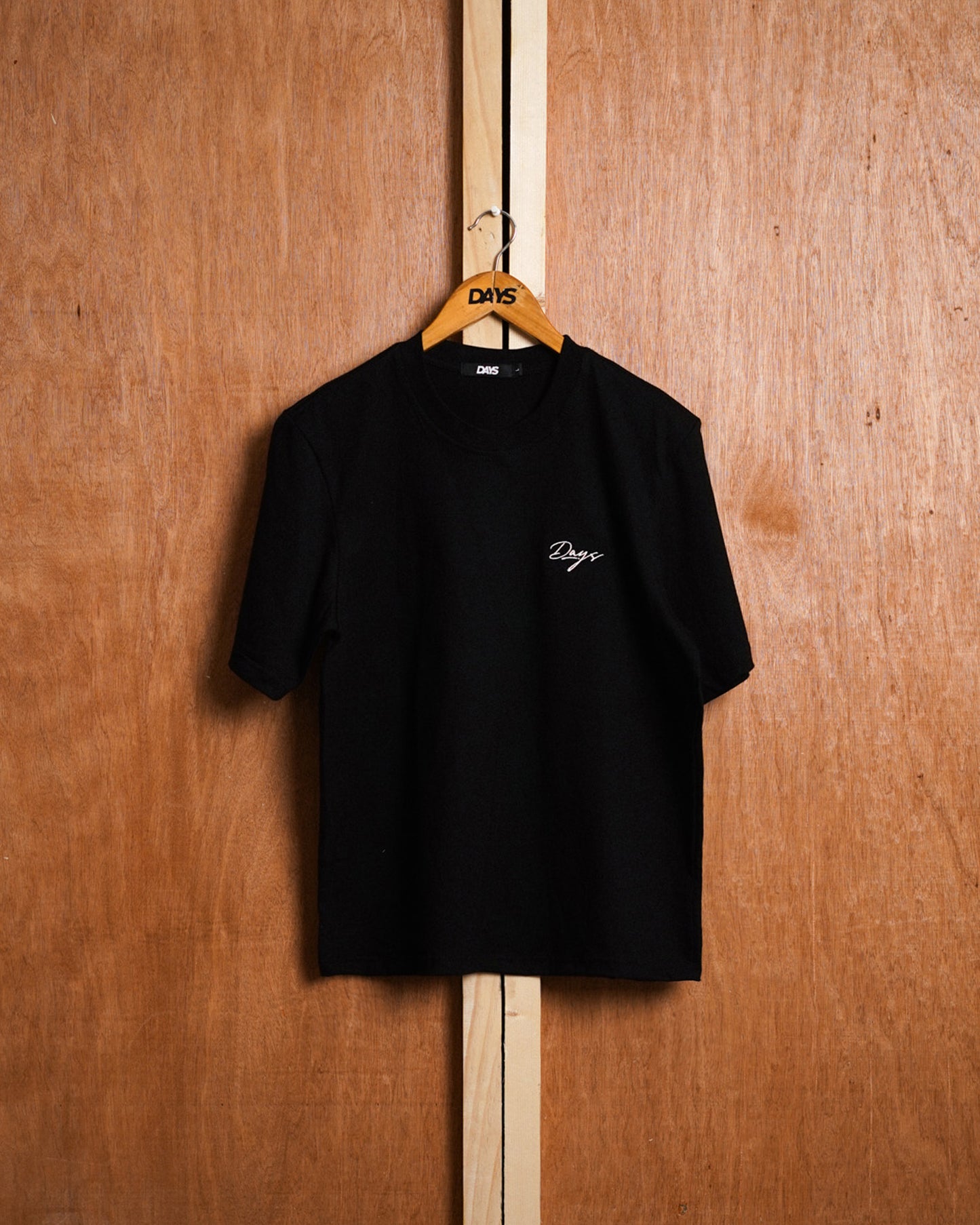 SCRIPT REGULAR FIT SHIRT