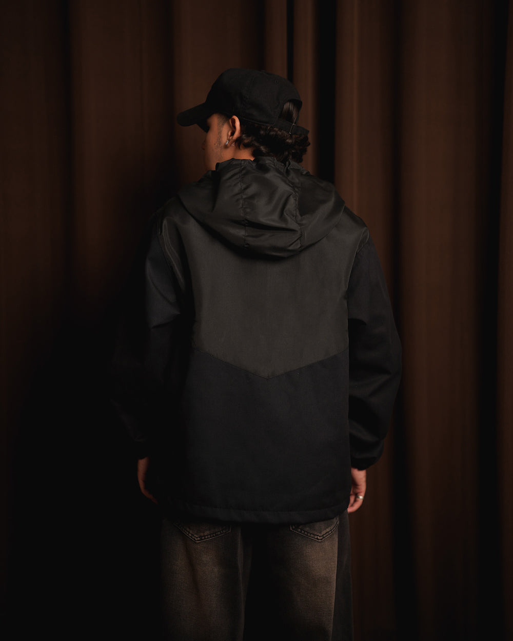 ESSENTIAL WINDBREAKER V.2