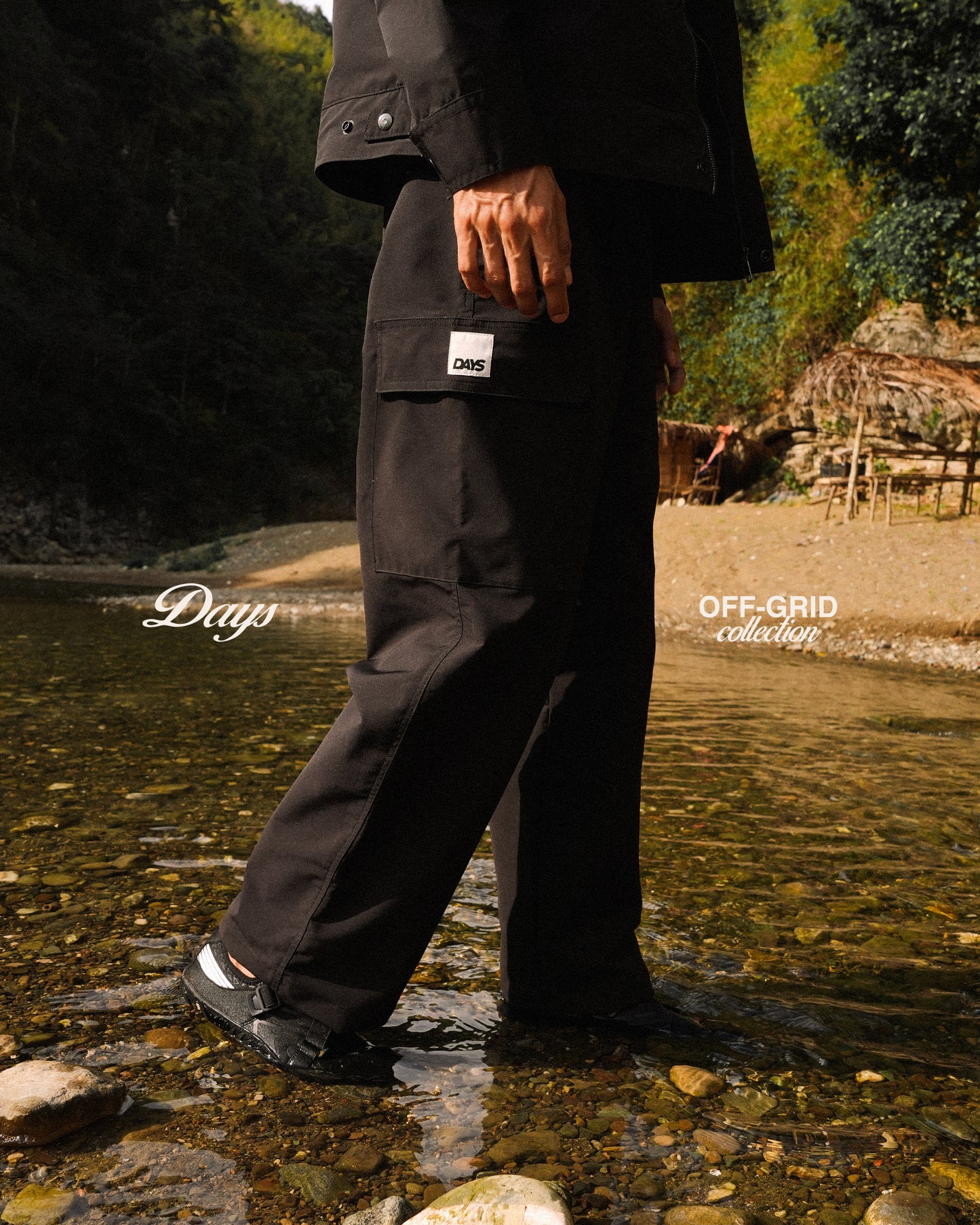 OFF-GRID NYLON LOOSE-FIT CARGO PANTS