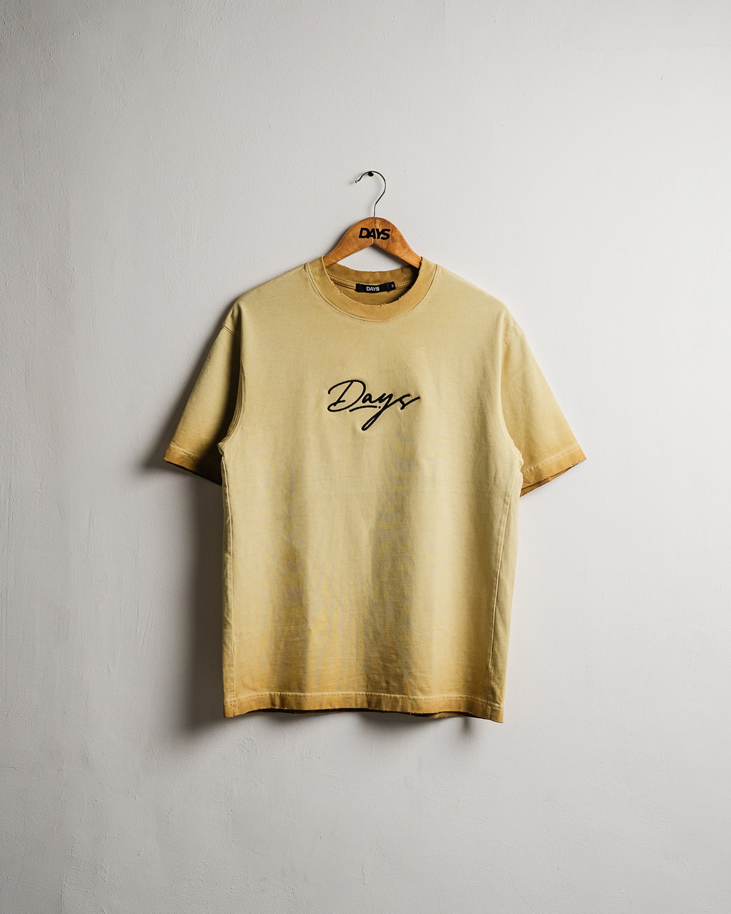 SCRIPT DISTRESSED SHIRT