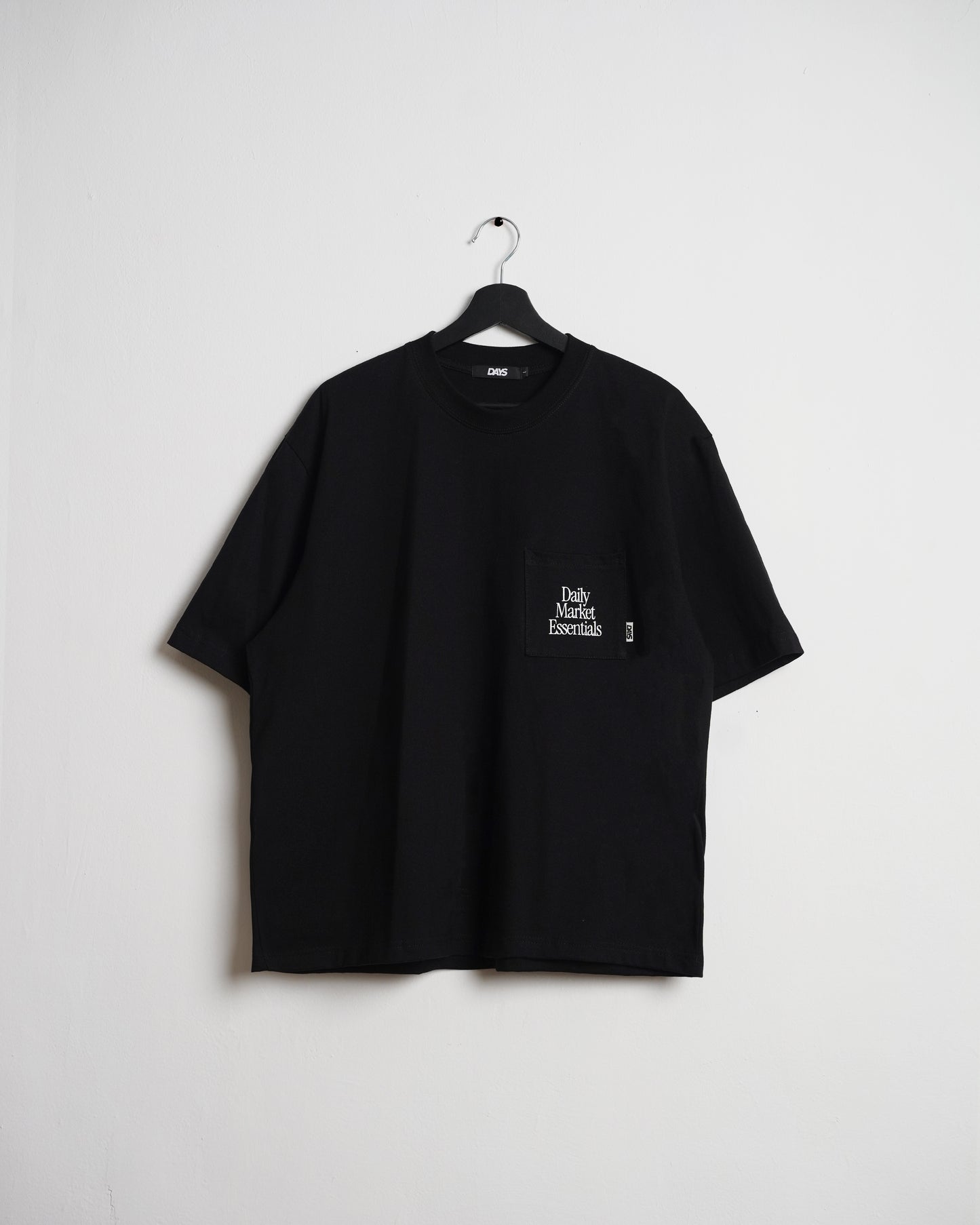MARKET ESSENTIAL OVERSIZED POCKET T-SHIRT