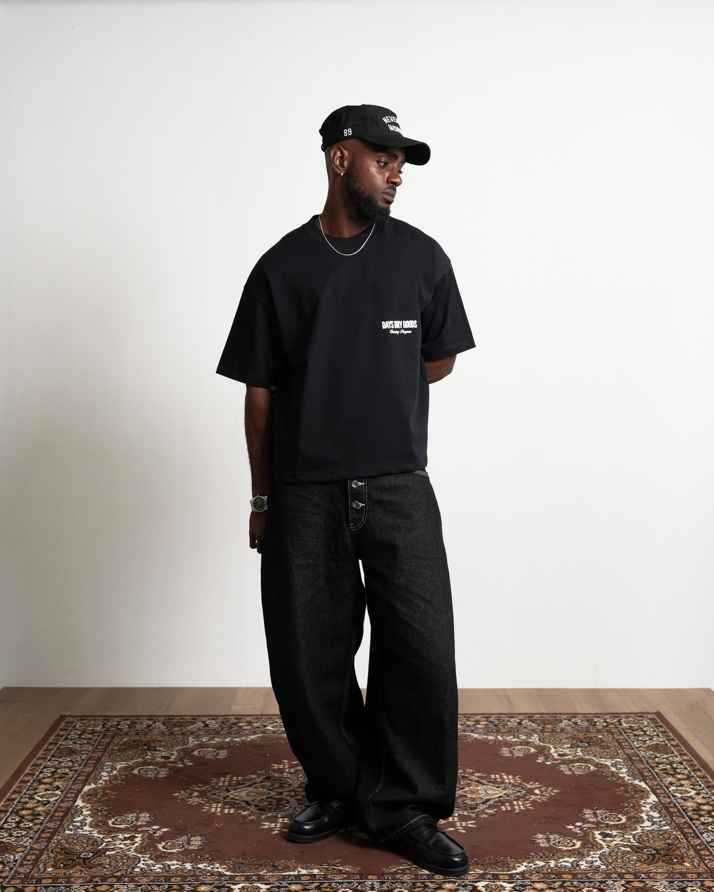 DRY GOODS BLACK — HERITAGE-300 OVERSIZED CROPPED FIT T-SHIRT
