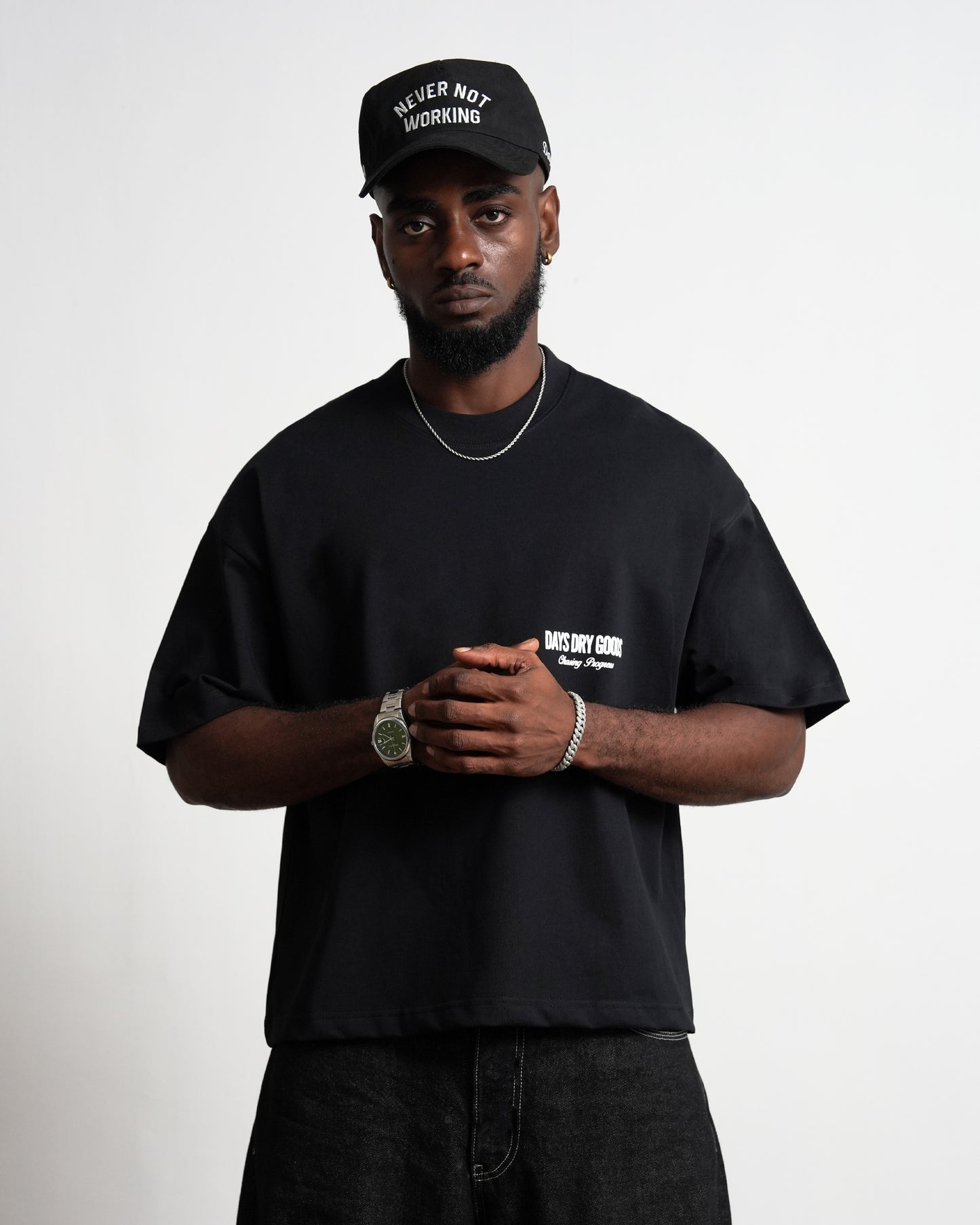DRY GOODS BLACK — HERITAGE-300 OVERSIZED CROPPED FIT T-SHIRT