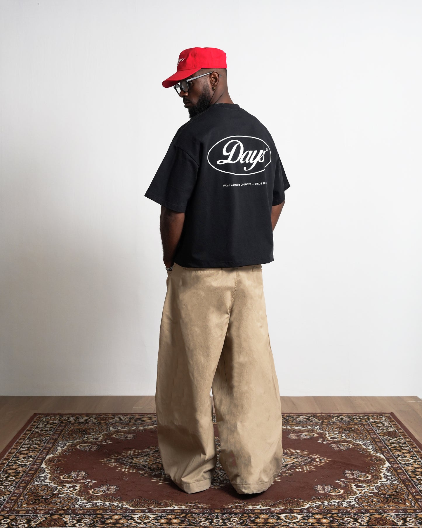 FAMILY OPERATION BLACK — HERITAGE-300 OVERSIZED CROPPED FIT POCKET T-SHIRT