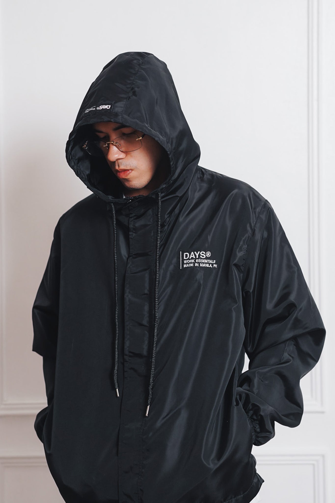 WORK ESSENTIAL WINDBREAKER