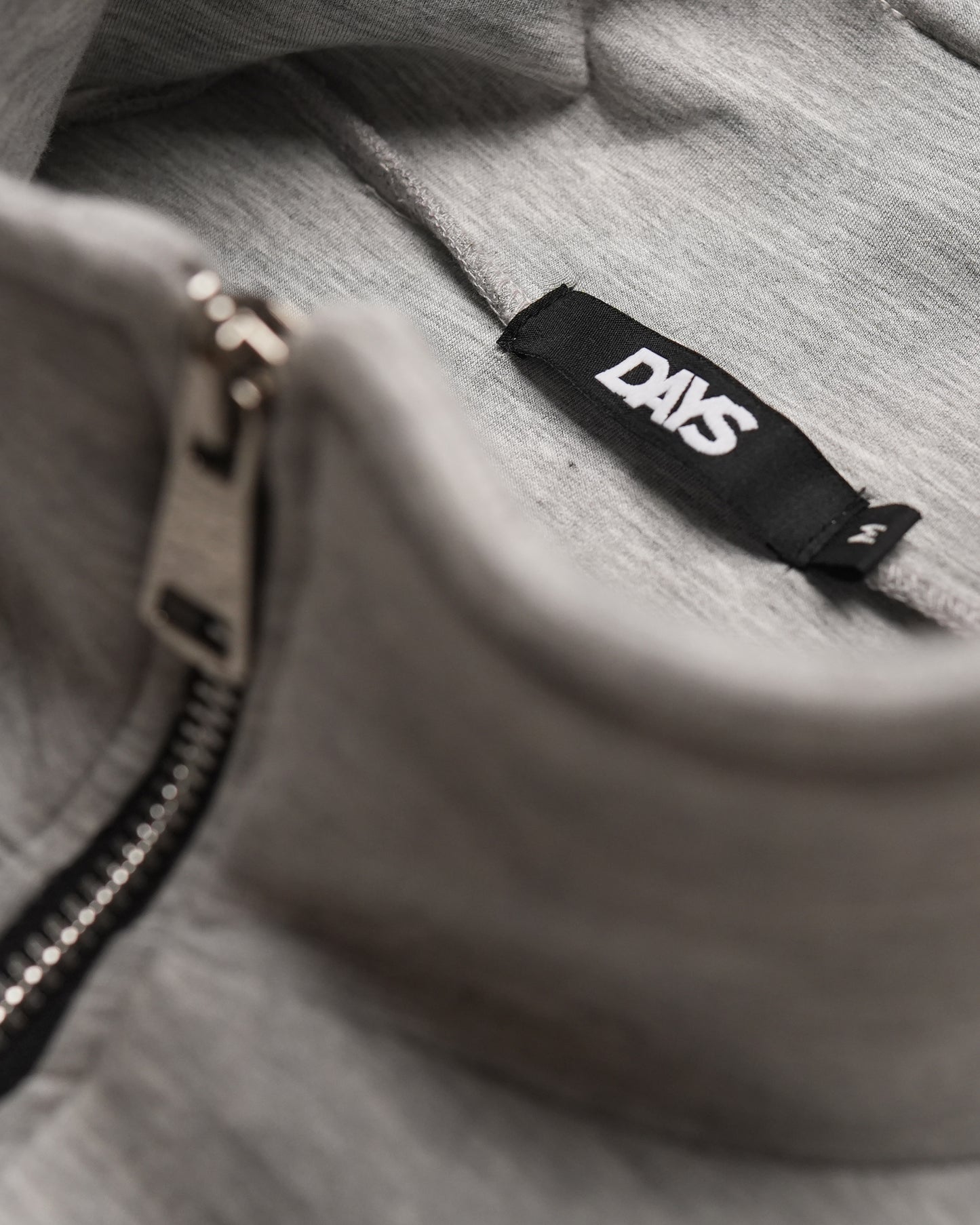 PRAGUE DOUBLE-ZIP PUFF SWEATER