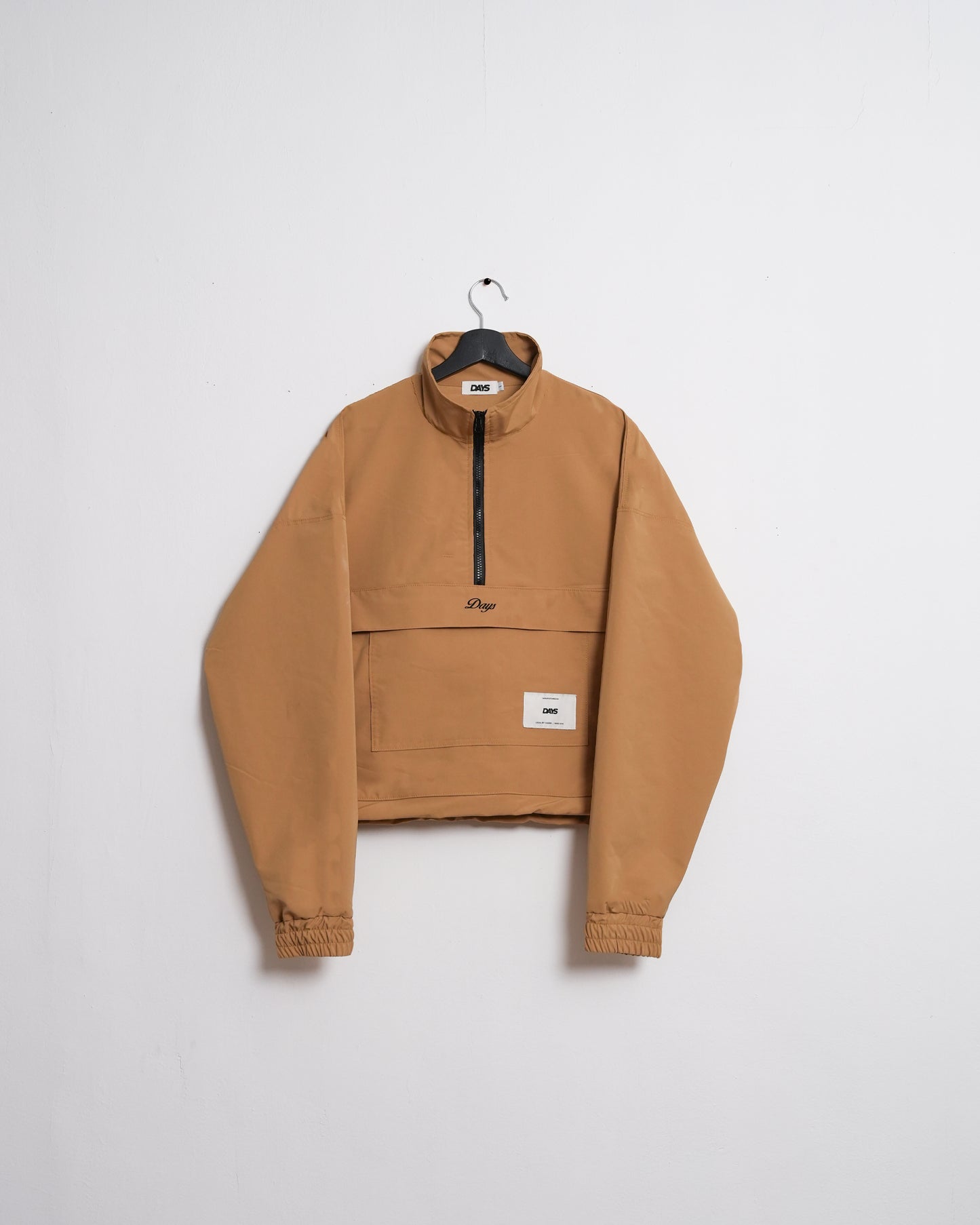 OFF-GRID BOXY CROPPED ANORAK (HALF-ZIP) JACKET