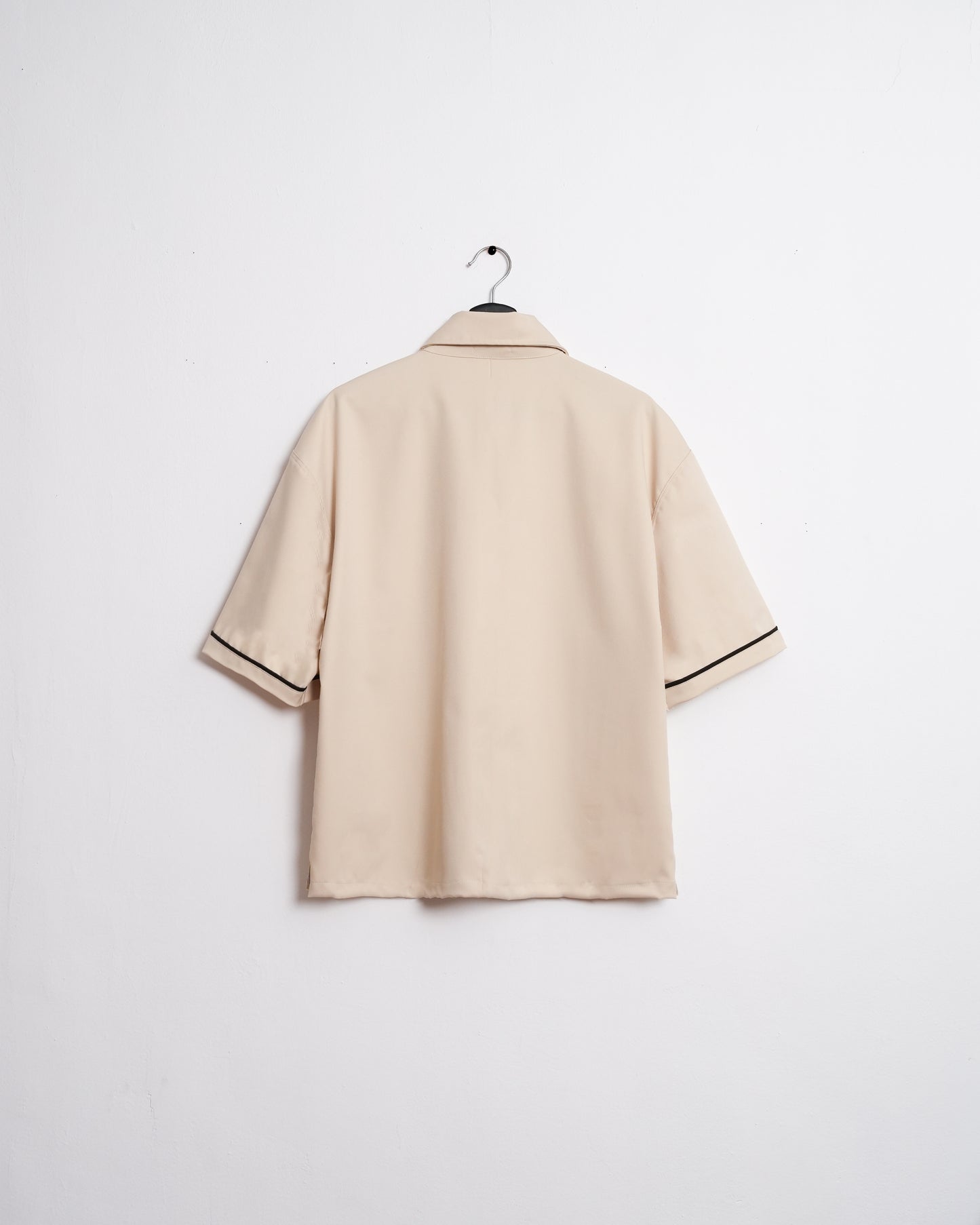 HALLMARK BOXY CROPPED BOWLER SHIRT