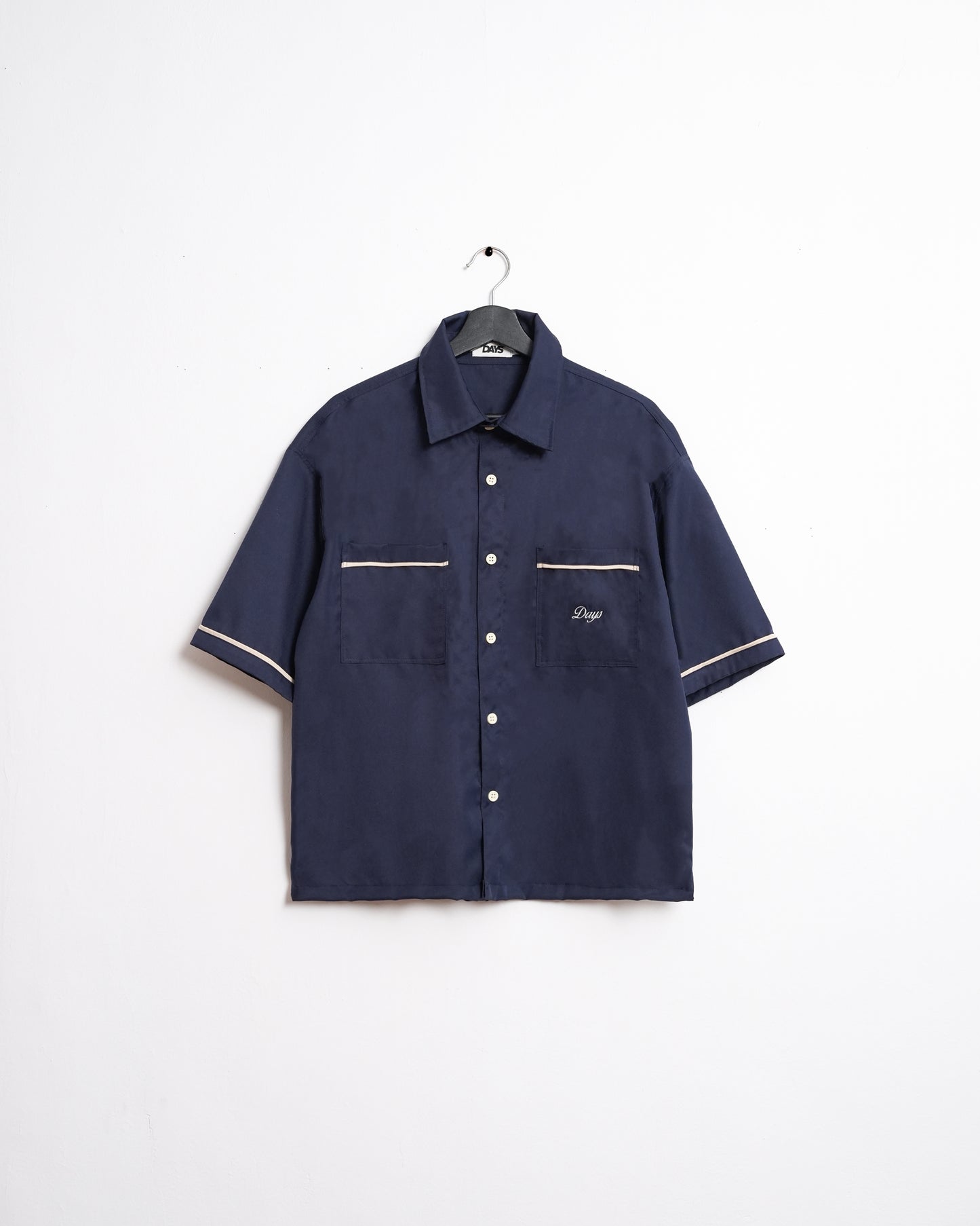 HALLMARK BOXY CROPPED BOWLER SHIRT