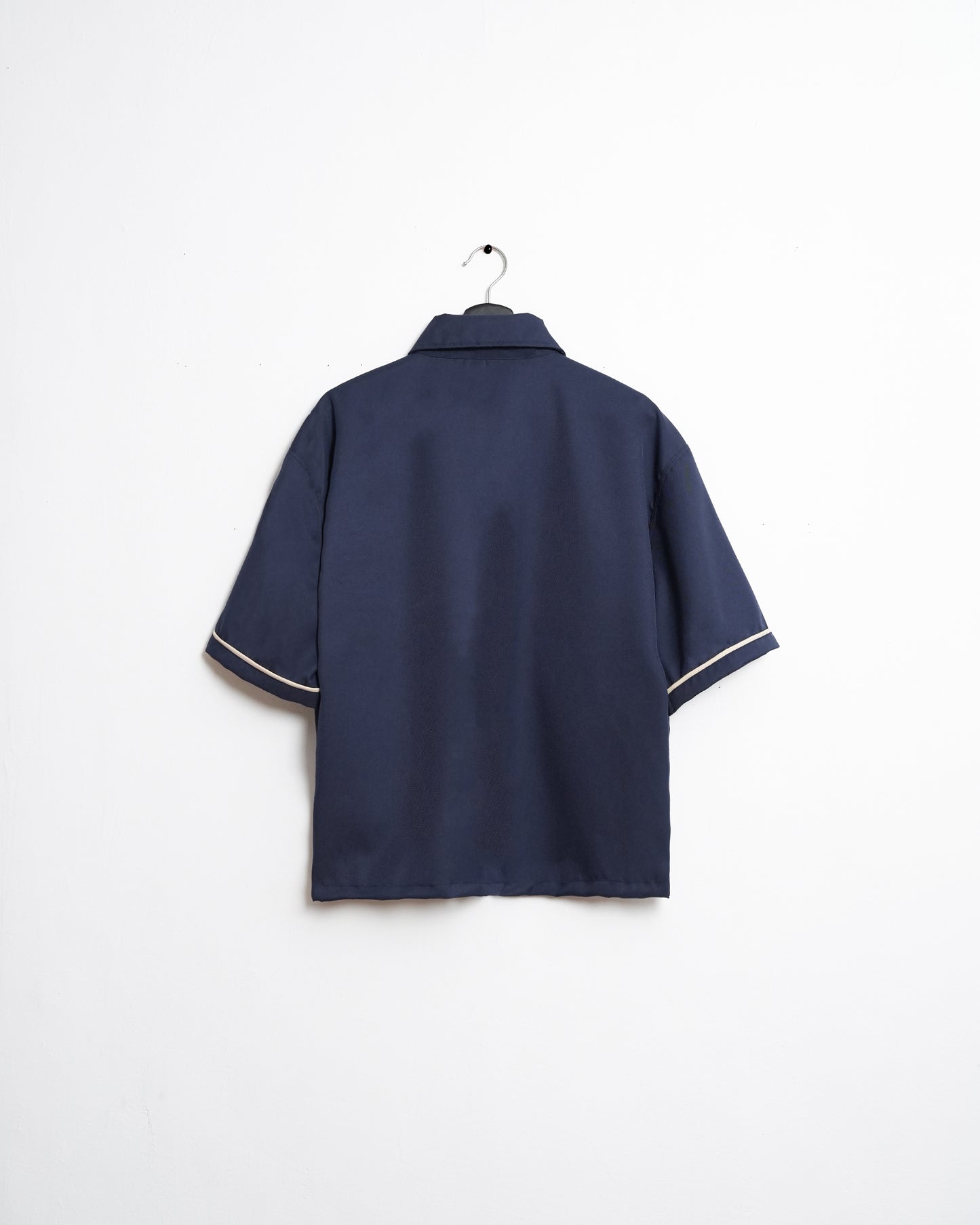 HALLMARK BOXY CROPPED BOWLER SHIRT