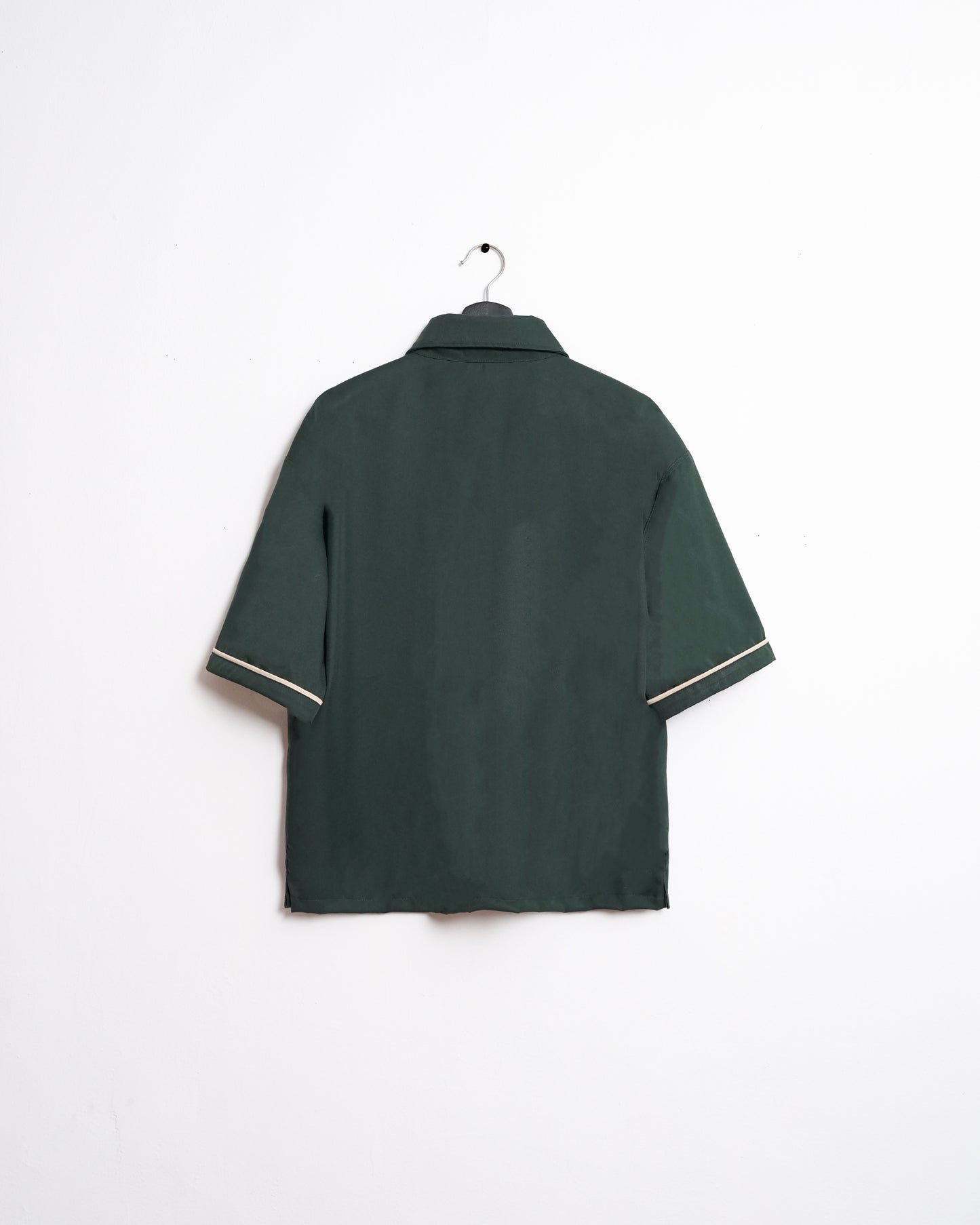 HALLMARK BOXY CROPPED BOWLER SHIRT