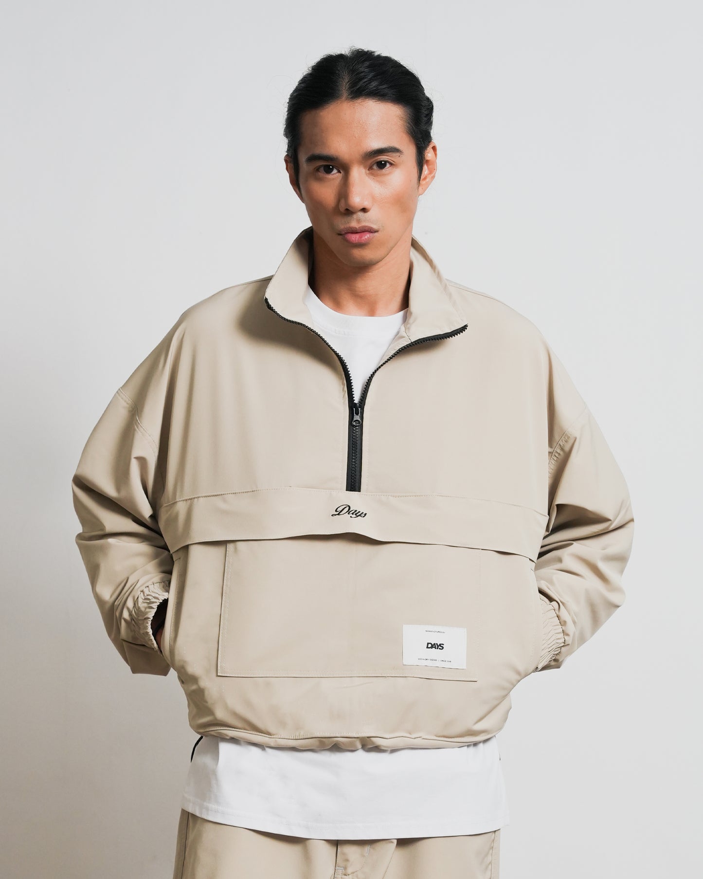 OFF-GRID BOXY CROPPED ANORAK (HALF-ZIP) JACKET