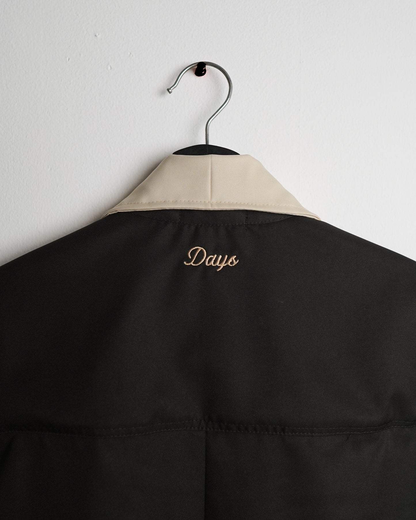 AMICI OVERSIZE BOXY CROPPED FIT BOWLER SHIRT