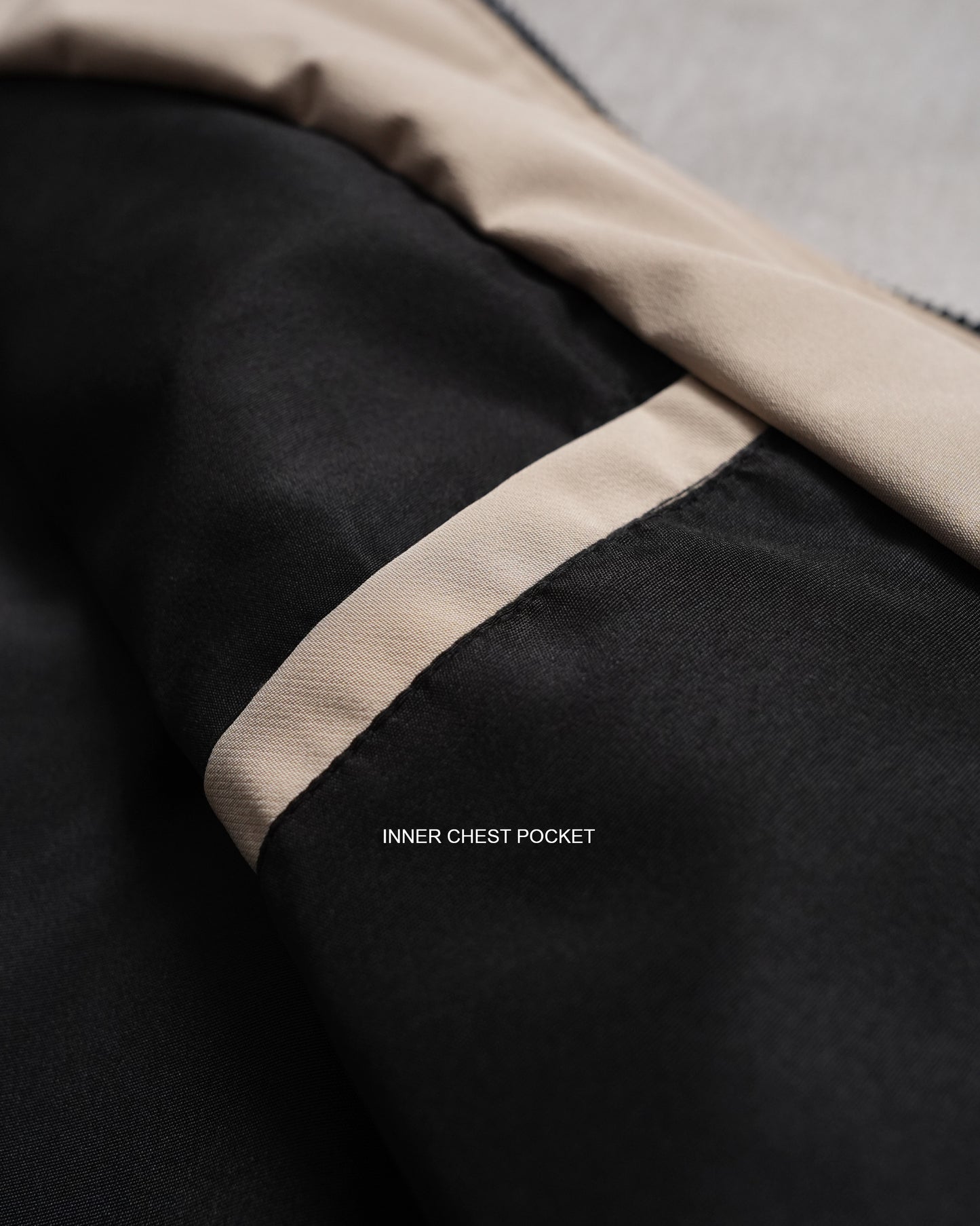 OFF-GRID MULTI-POCKETED UTILITY VEST